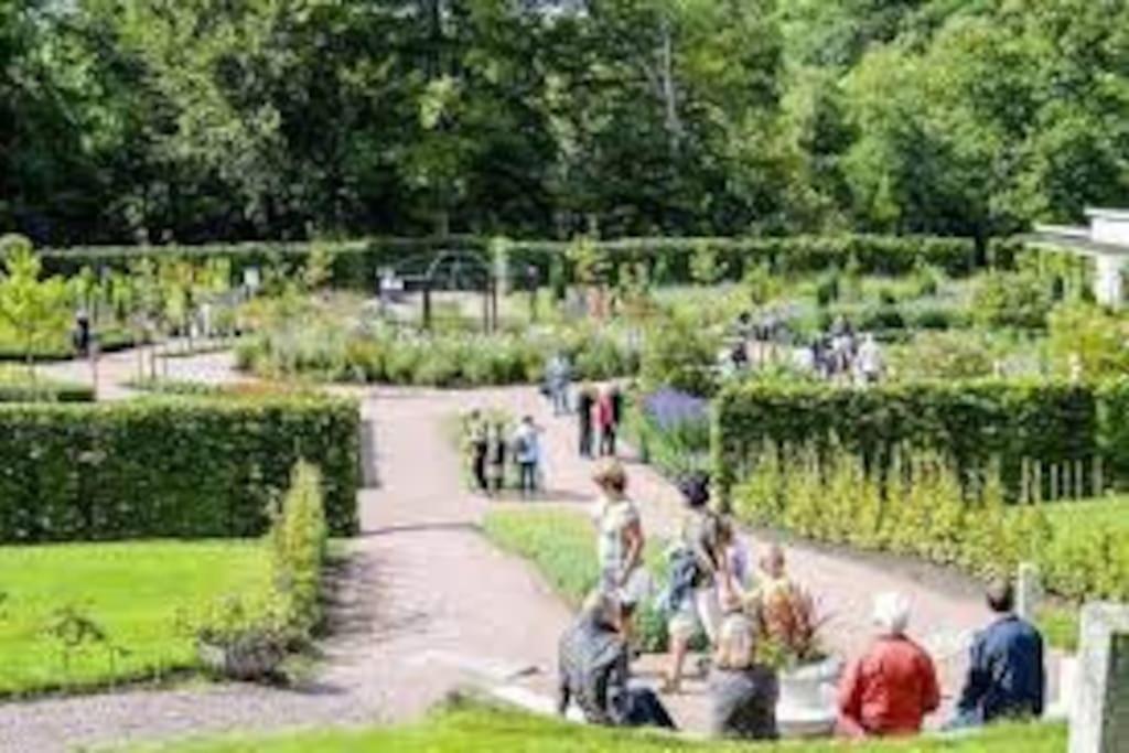 Laegenhet Pa Landet Naera Stan Apartamento Jonsered Exterior foto